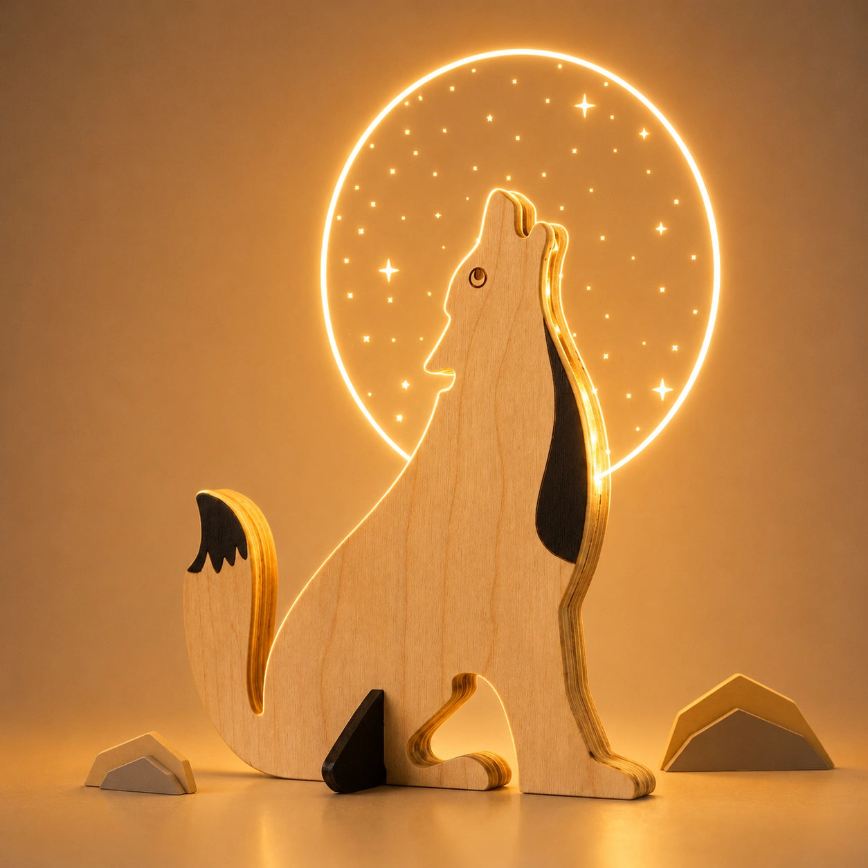 Lone Wolf Moonlit Wooden Table Lamp